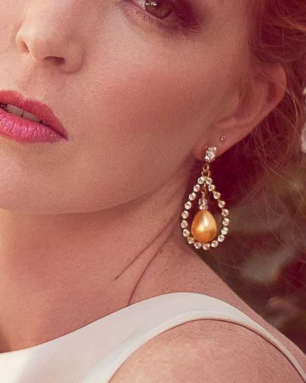 Stealing Kisses Pearl Teardrop Earrings, silver metal 4.5cm earrings - Image 5