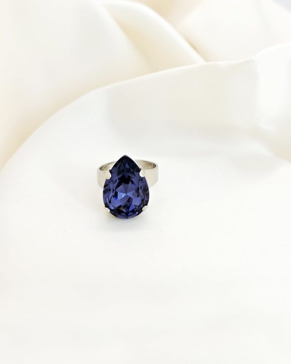 Manhattan Purple Teardrop Petite Ring Rhodium - Image 3