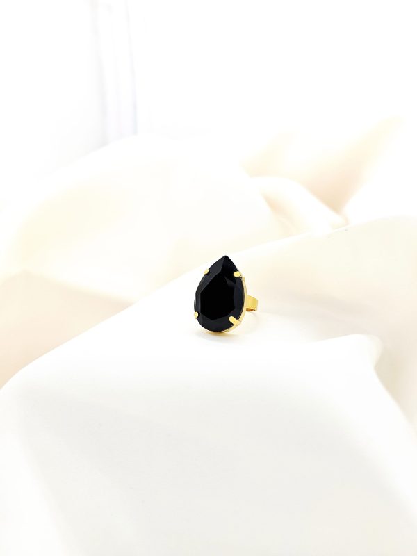 Manhattan Sable Black Teardrop Ring Gold - Image 5
