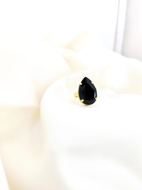 Manhattan Sable Black Teardrop Ring Gold