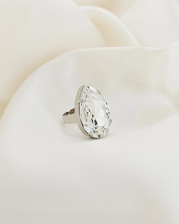 Manhattan Clear Teardrop Ring Rhodium