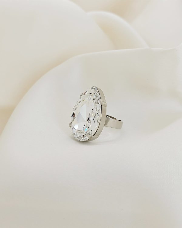Manhattan Clear Teardrop Ring Rhodium - Image 3