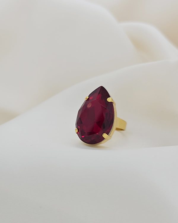 Manhattan Fire Red Teardrop Ring Gold - Image 4