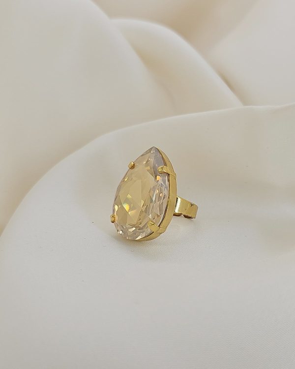 Manhattan Sahara Gold Teardrop Ring Gold - Image 5